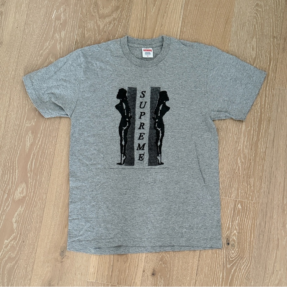 SUPREME Grey T Shirt